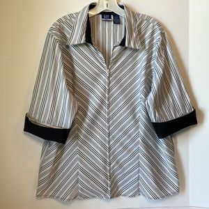 DCC Women's 1X Blouse Stretch  Easy Care Zip Up Career